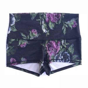 Lululemon Boogie Shorts Floral 3D Garden Party 10